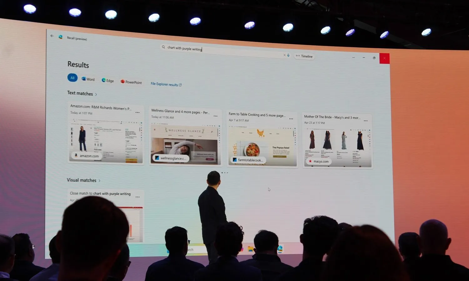 توضح Microsoft كيفية استخدام ميزة Recall في Windows 11.