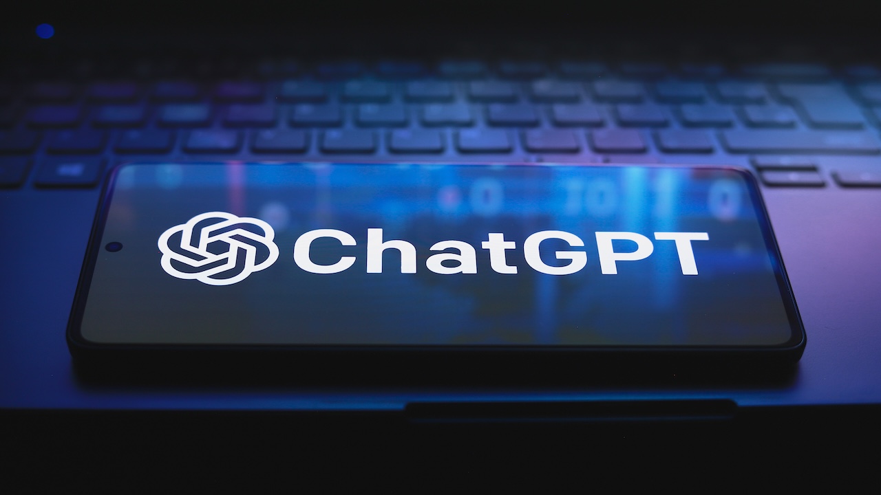 كيفية استخدام وضع الدراسة في ChatGPT-5 لتعزيز مهاراتك المهنية والشخصية: دليل شامل من Tom's Guide