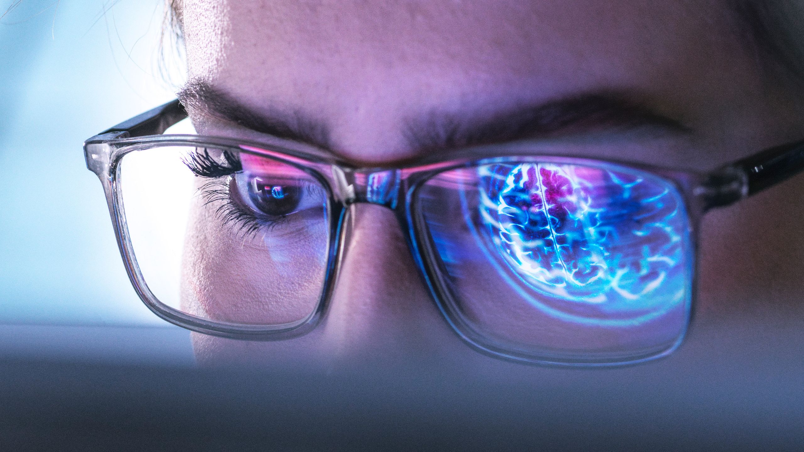 La inteligencia artificial necesita reglas y marcos: por qué la gobernanza debe ir más allá de la política.