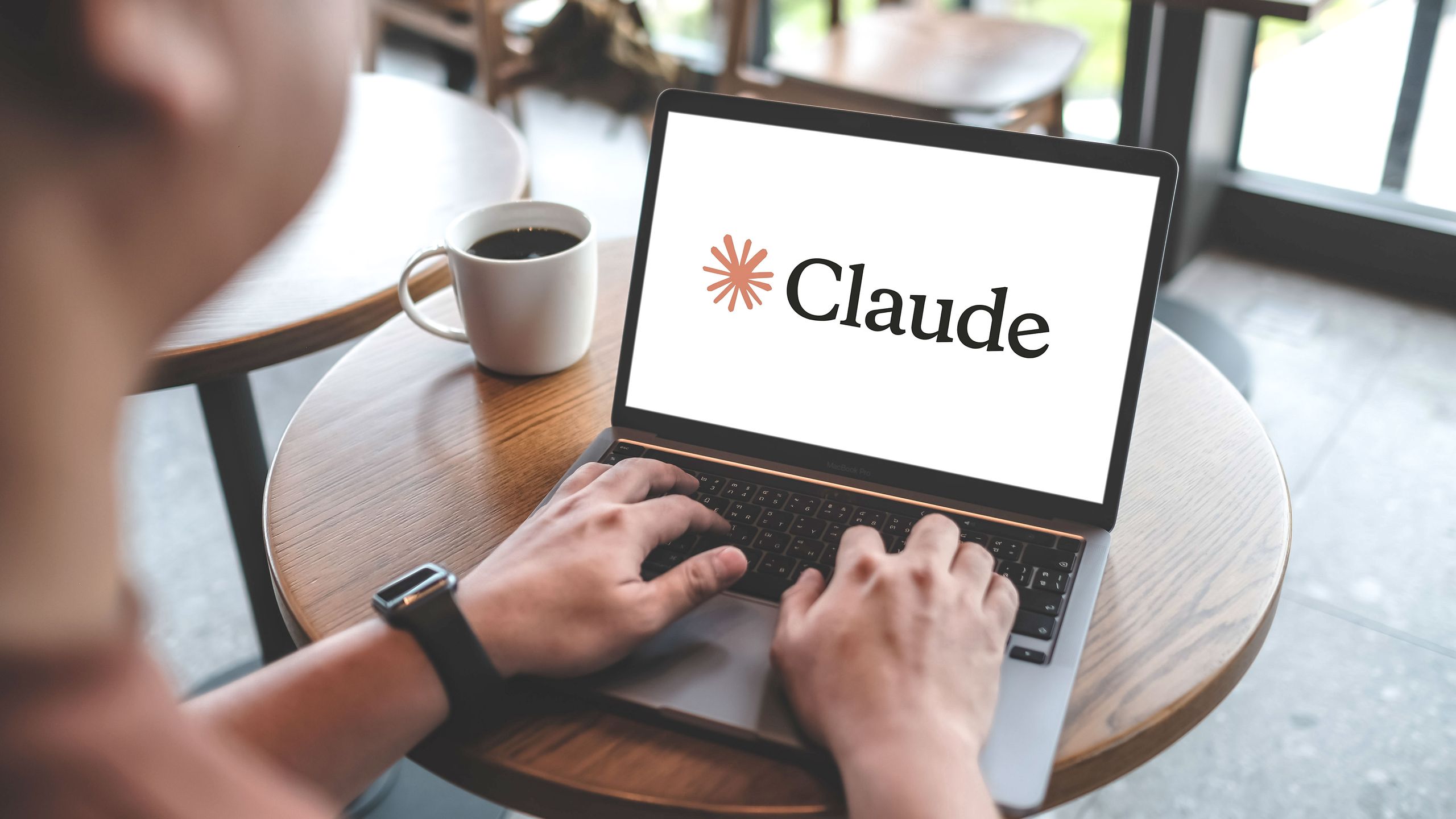 بات بإمكان Claude إرسال رسائل Gmail الآن
