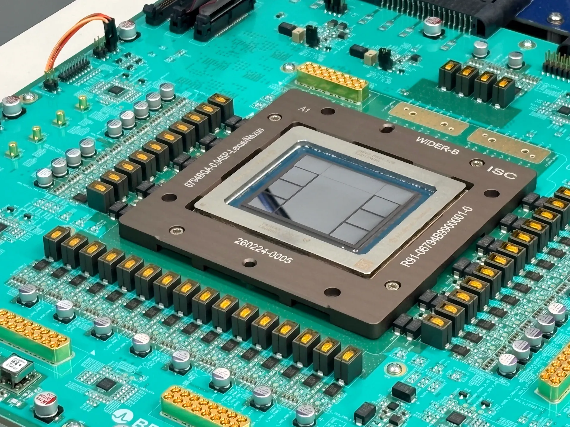 OpenAI تكشف عن شريحتها الداخلية Jalapeño: تدعي تفوقها على Nvidia