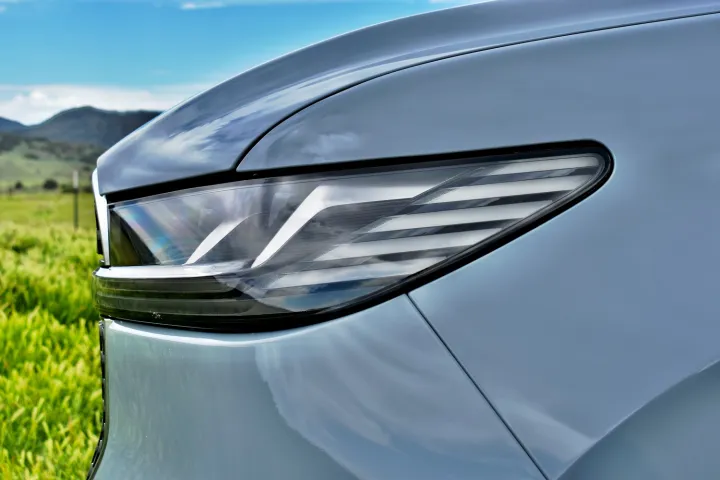 2025 Lincoln Navigator headlight.