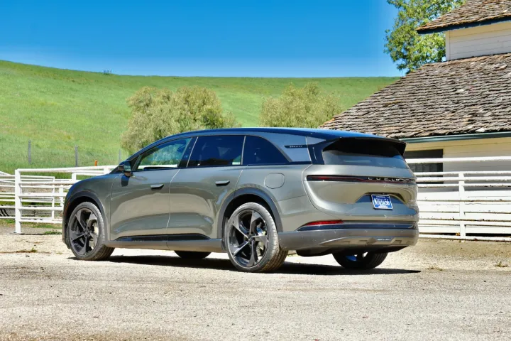 2025 Lucid Gravity rear quarter view.