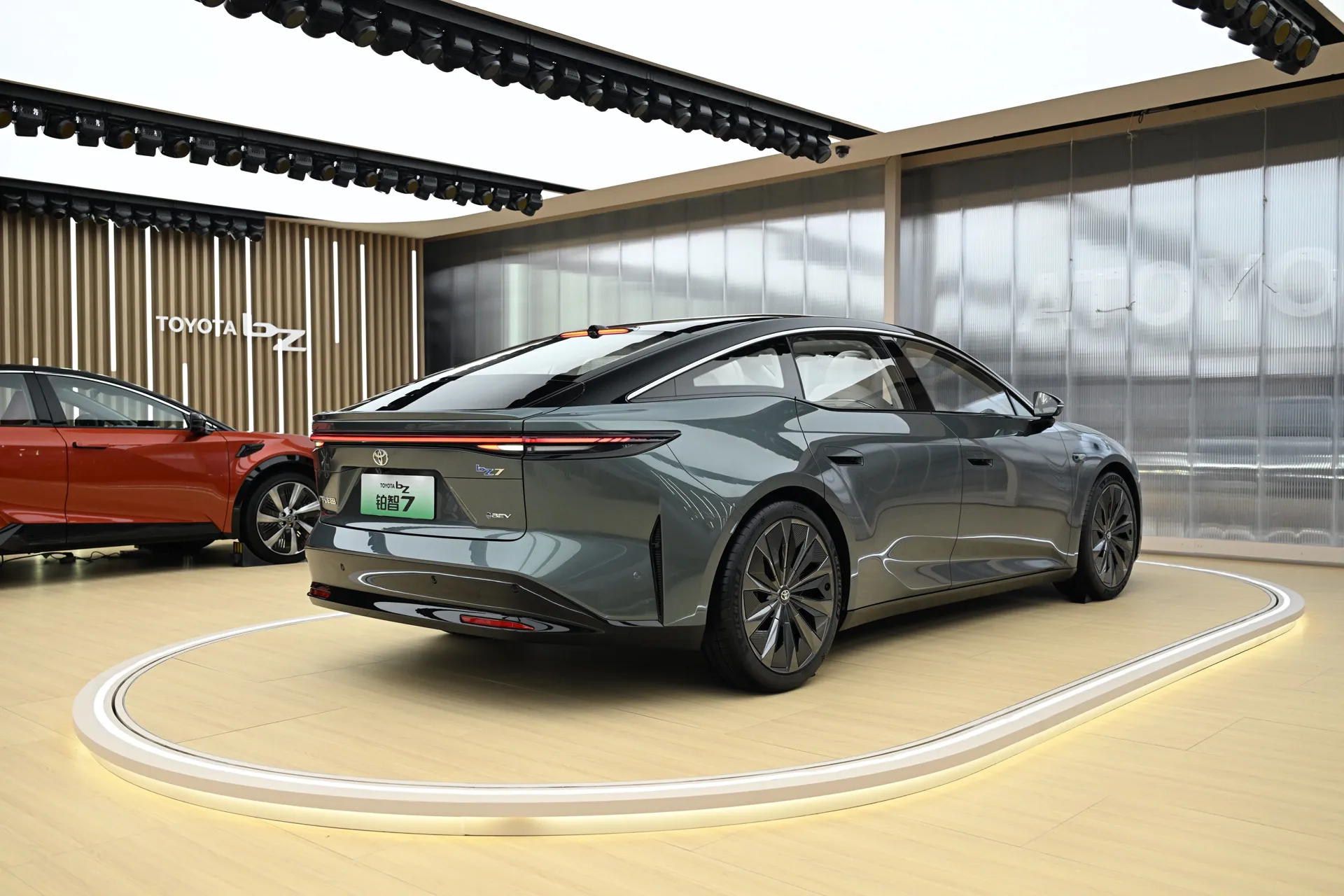 Toyota-China-warning-EVs