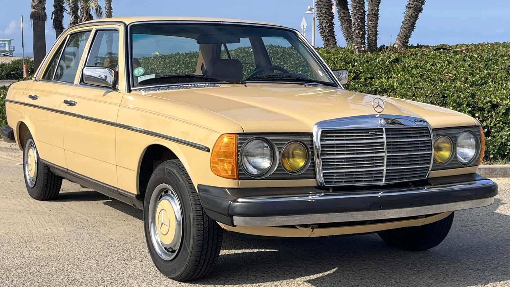 1981 Mercedes 300 D