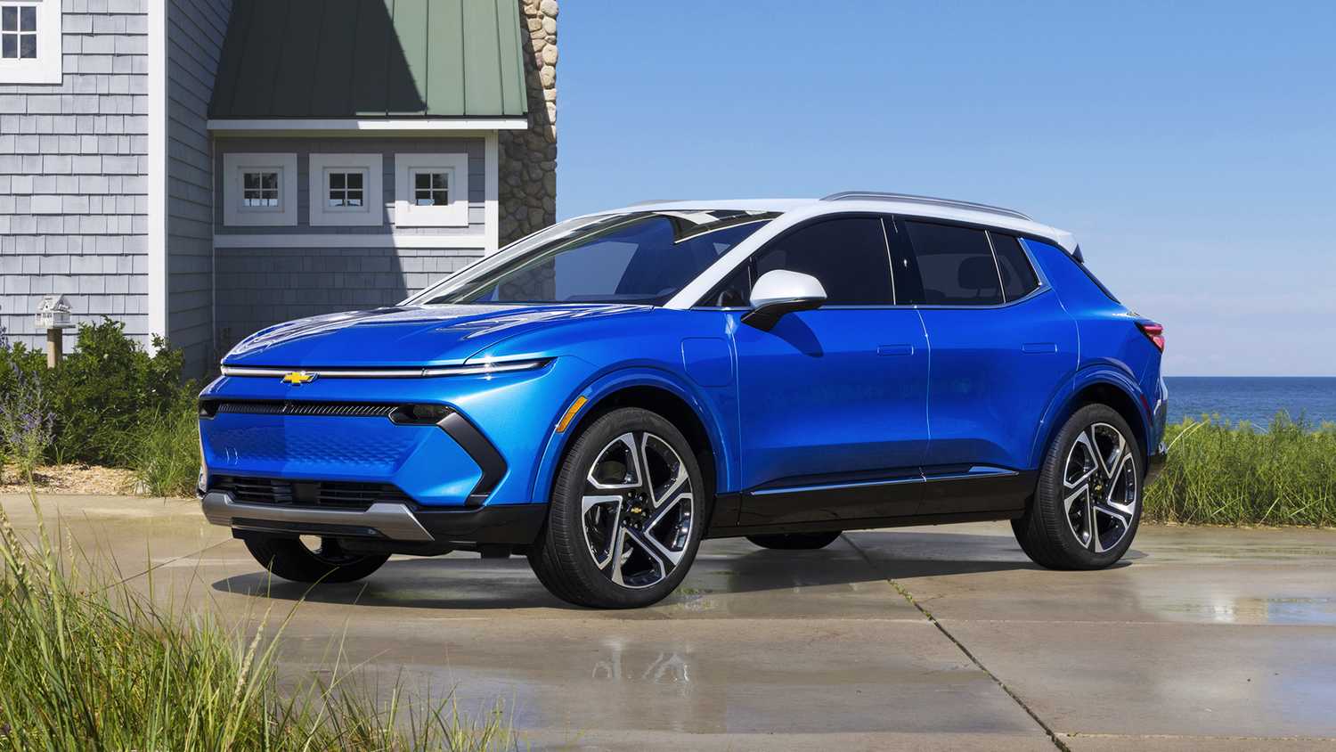 A 2024 Chevy Equinox EV.