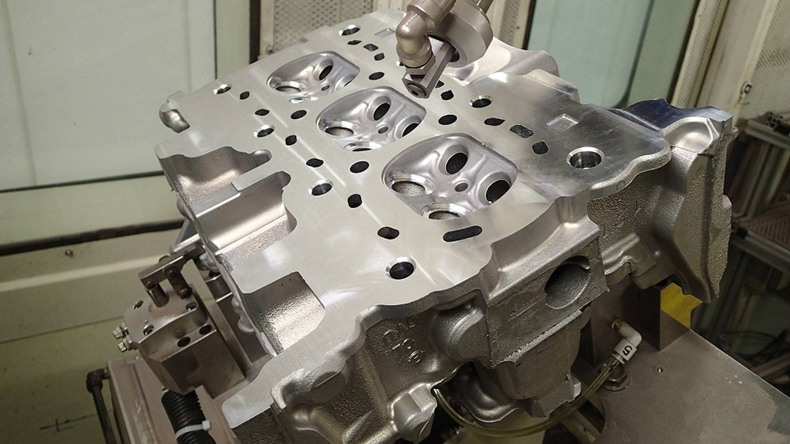 نيسان تكشف عن محركها الجديد سعة 1.5 لتر بتقنية مبتكرة لتعزيز كفاءة استهلاك الوقود