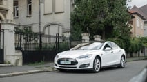 صور لسيارة Tesla Model S P85D الأصلية موديل 2015