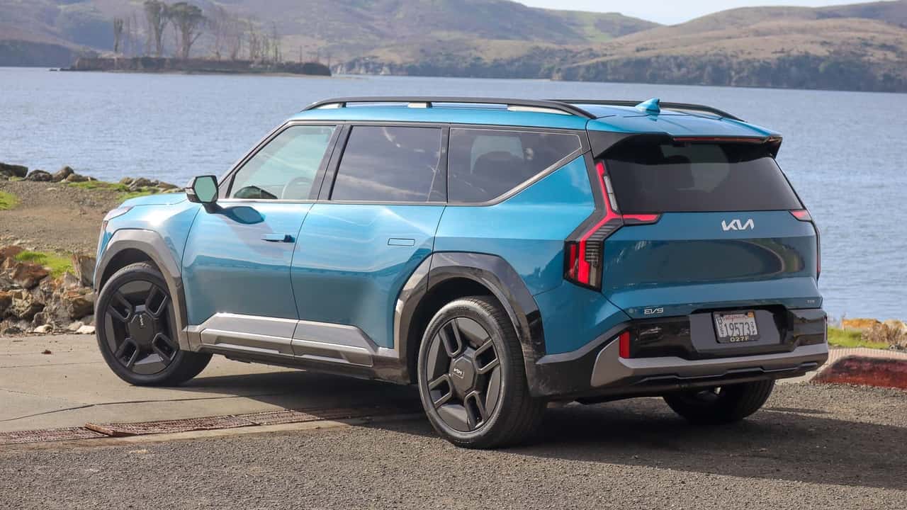 مرشحة جائزة Breakthrough لعام 2024: Kia EV9