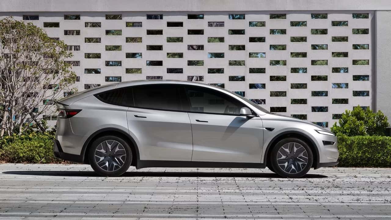 طراز Tesla Model Y L لعام 2027
