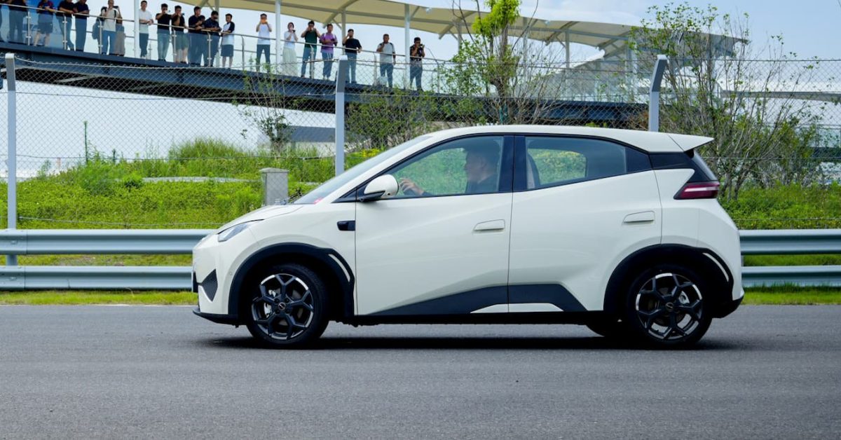 ظهور أرخص سيارة BYD الكهربائية بمقصورة مطورة وشاشة عرض كبيرة واحدة
