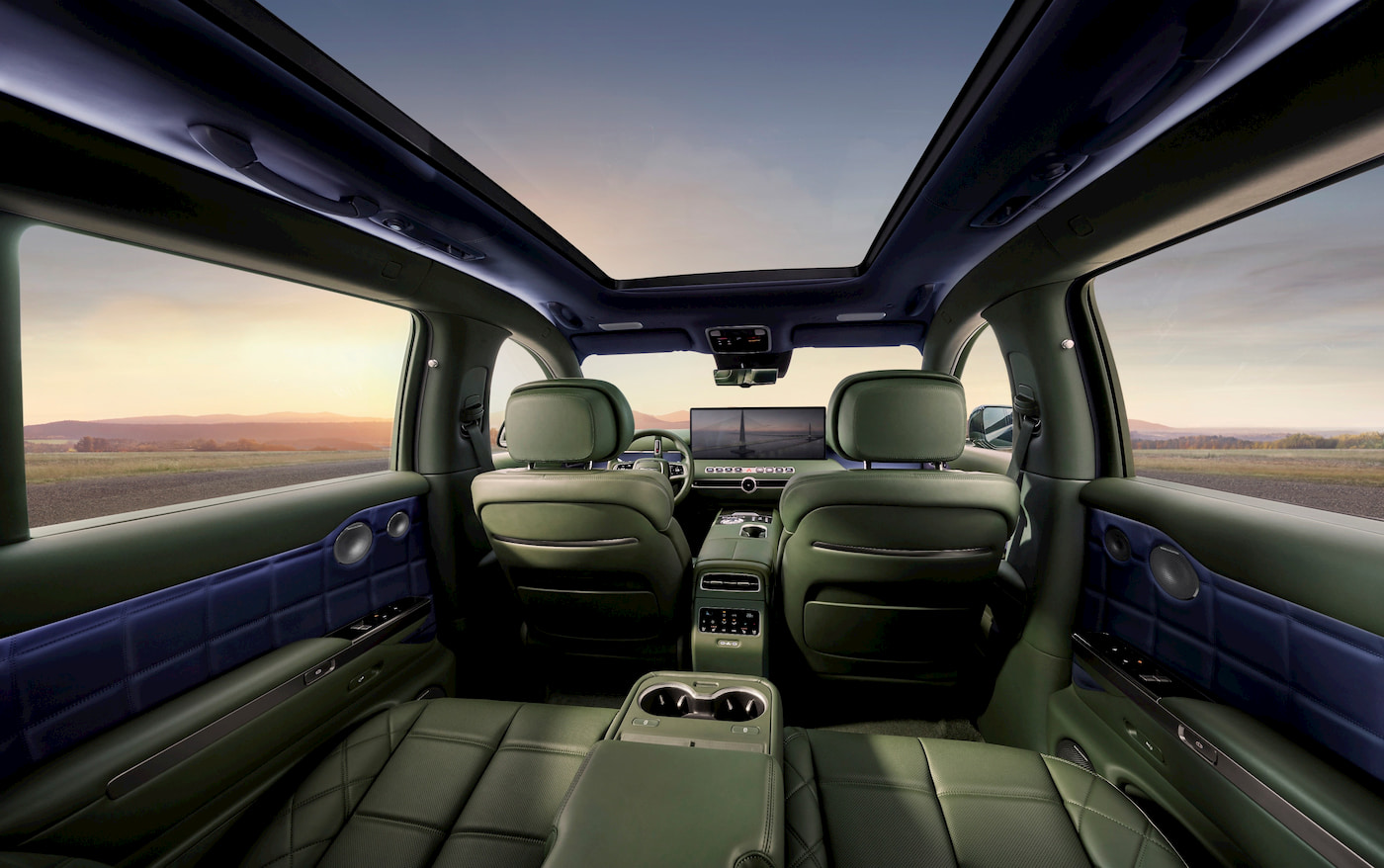 مقصورة Genesis GV90 الداخلية