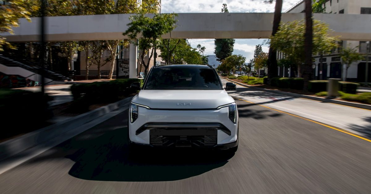Kia'nın amiral gemisi elektrikli modeli EV3 GT: 46 dolar ve yakından bakıldığında çok daha etkileyici görünüyor.
