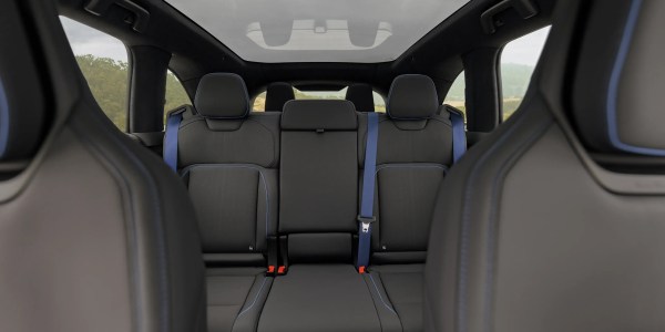 مقصورة Lucid Gravity GT-S الداخلية