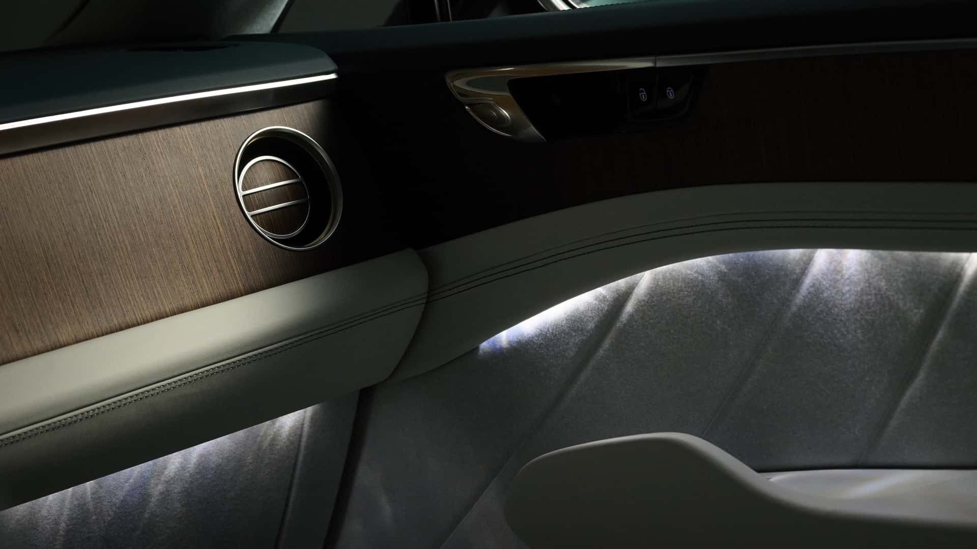 Bentley: ¿Sigue siendo el cuero auténtico un pilar fundamental del lujo en sus automóviles?