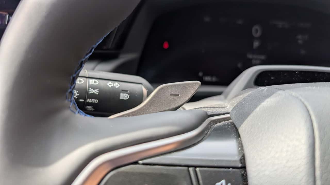 لكزس RZ 550e F Sport
