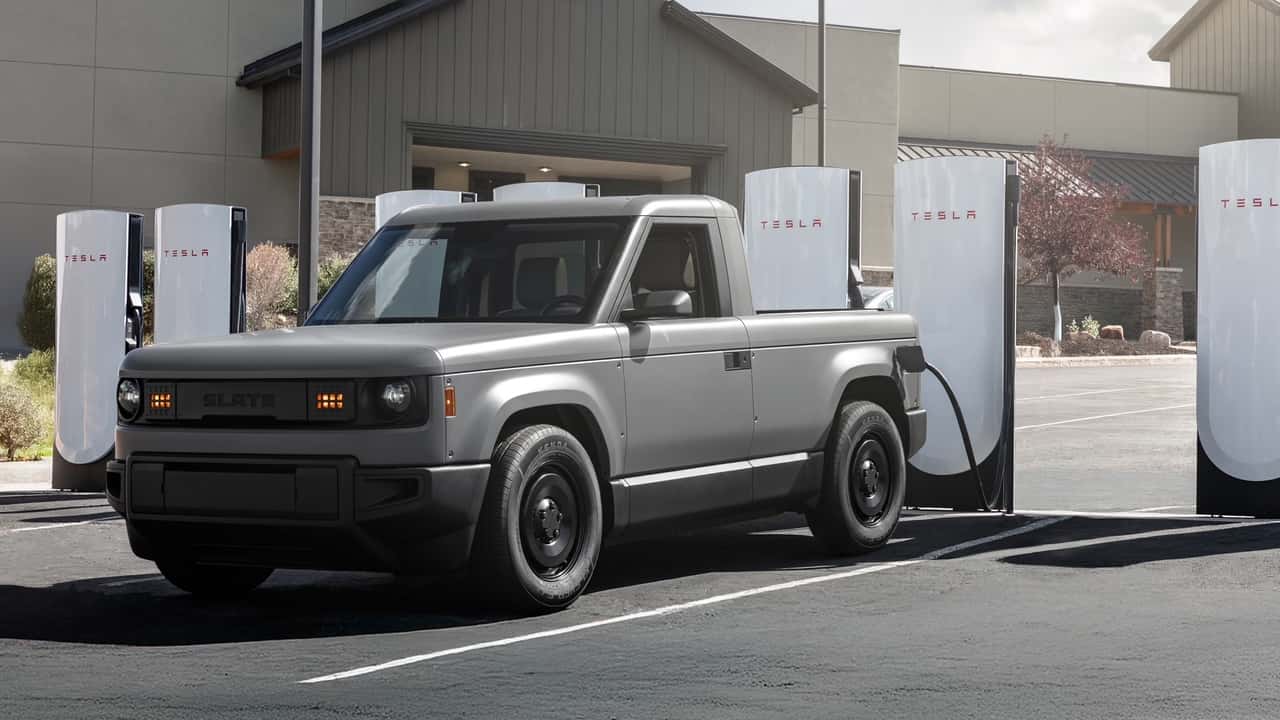 وصول شاحنة Slate إلى محطة Supercharger