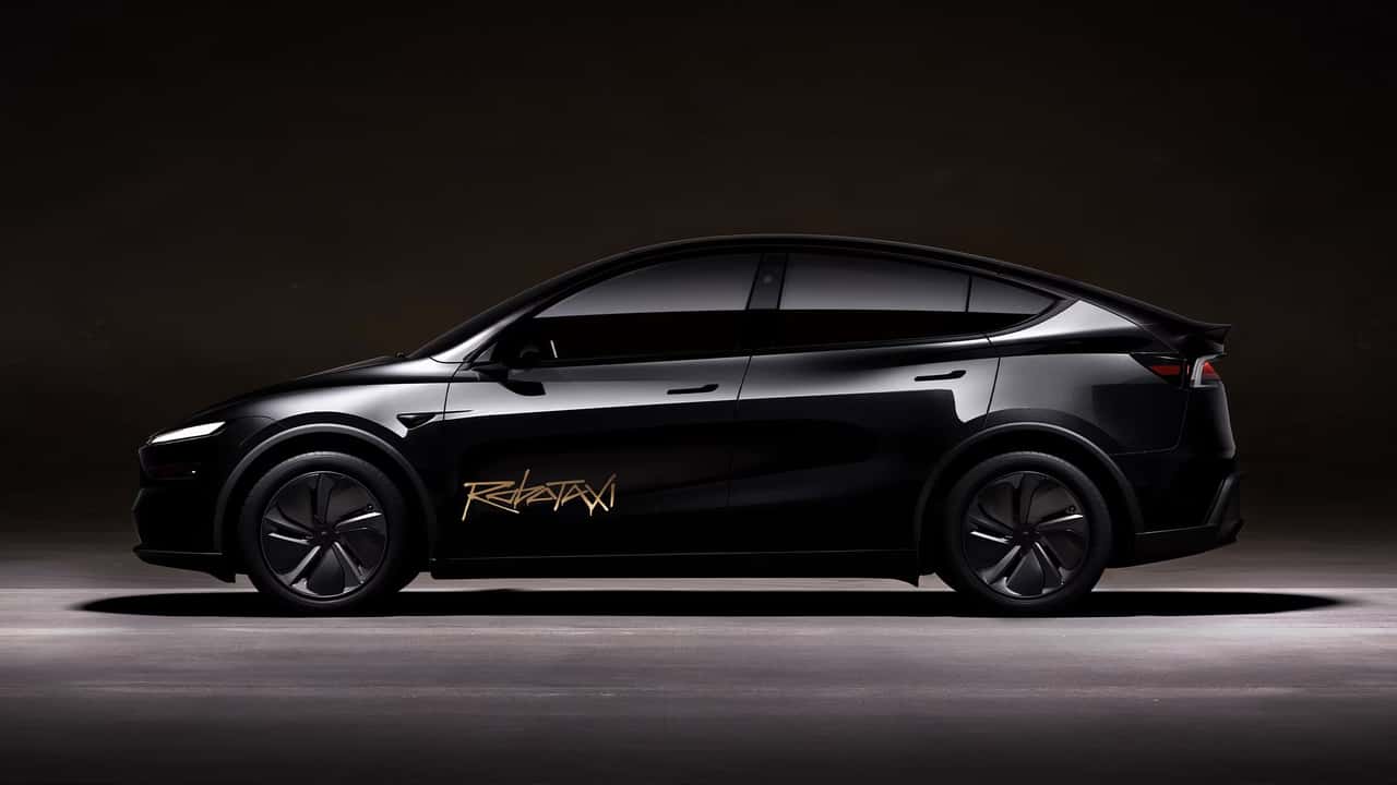 سيارة أجرة آلية Tesla Model Y