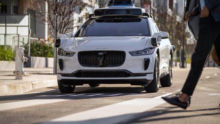 سيارة Waymo Jaguar I-Pace