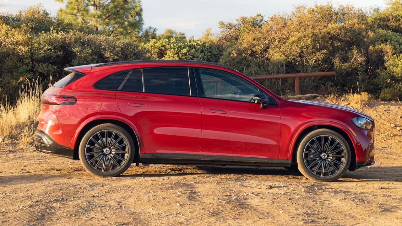 مراجعة القيادة الأولى: 2027 Mercedes-Benz GLC 400 4Matic Electric