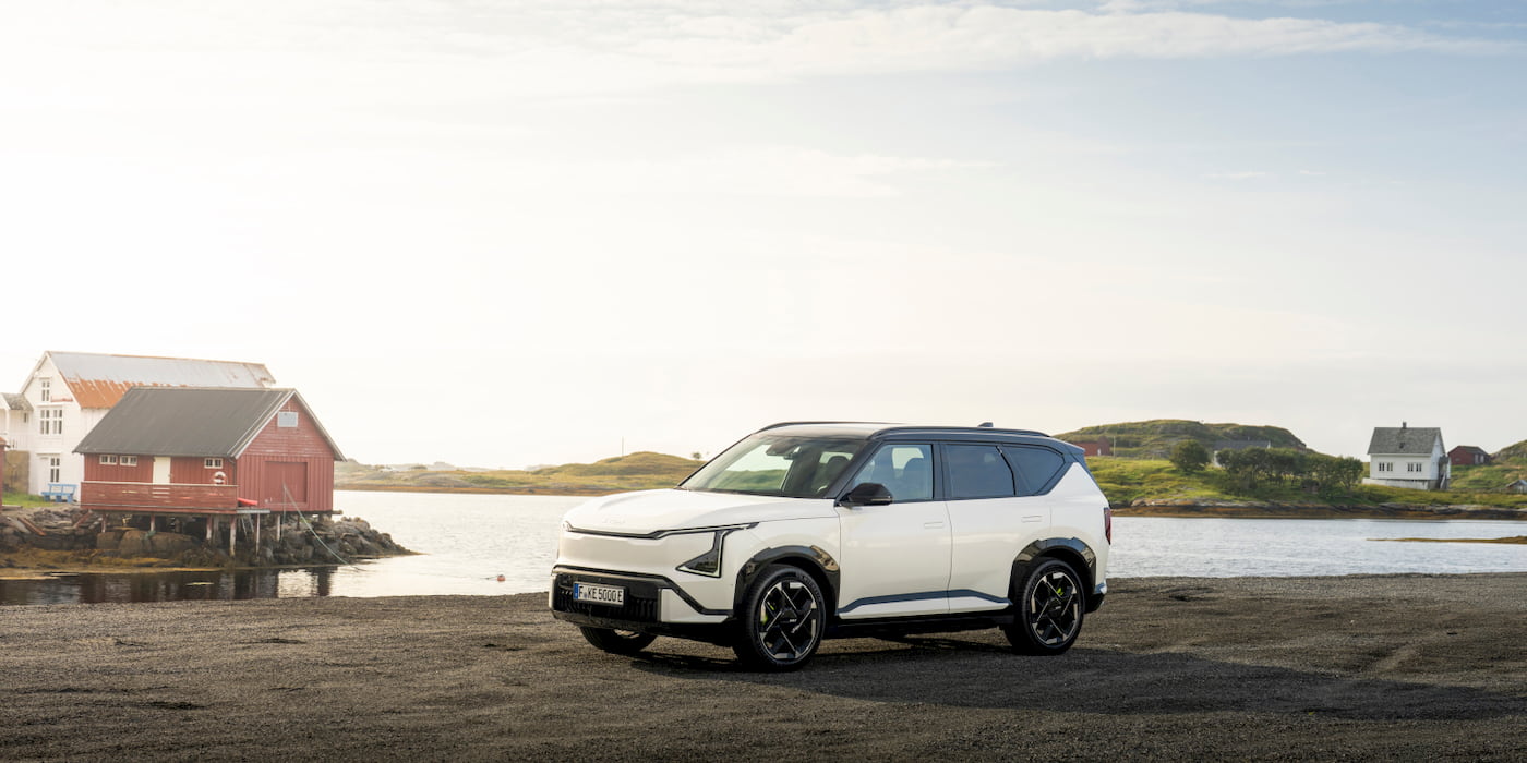 الجانب الأمامي لسيارة Kia EV5 GT