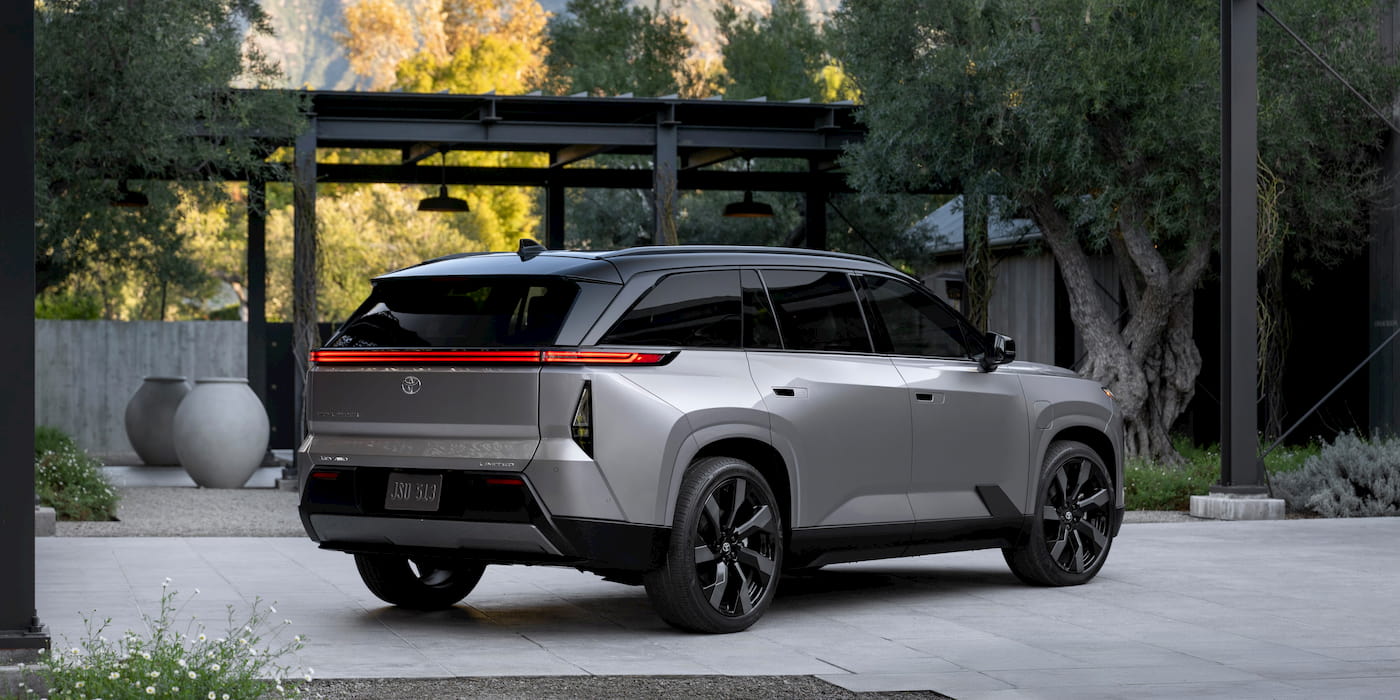 تويوتا هايلاندر EV المتأخرة