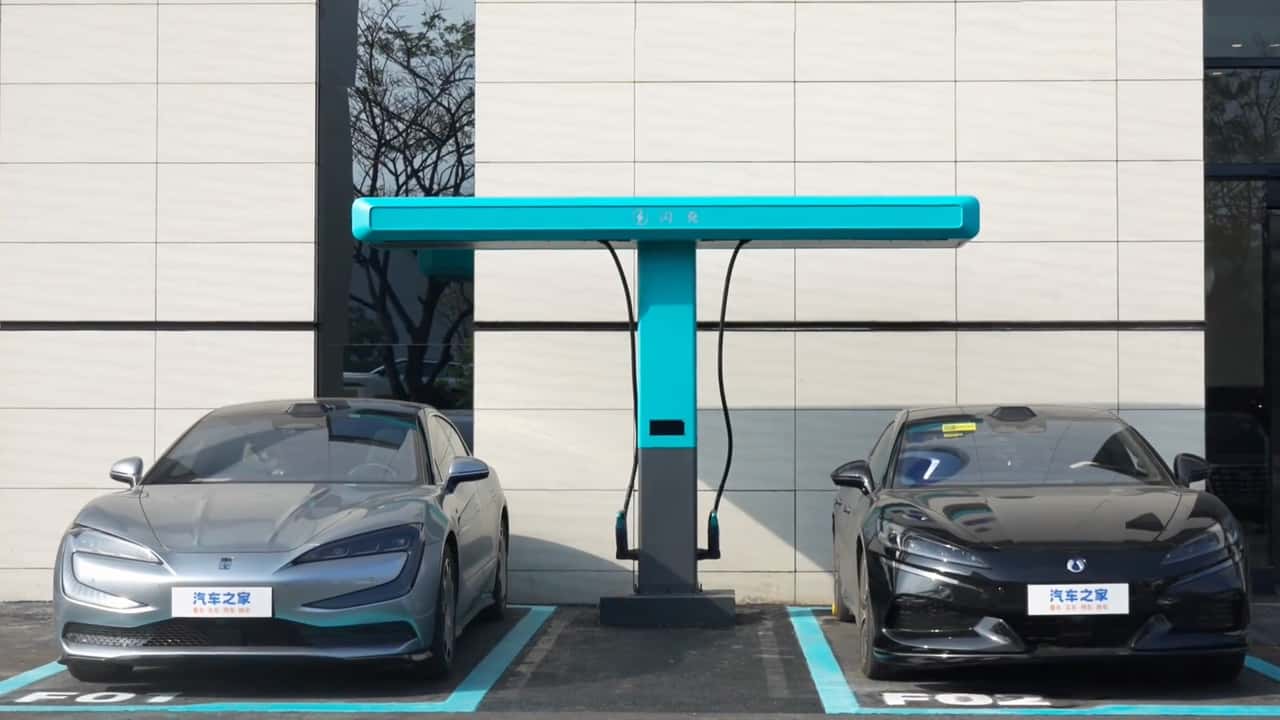 BYD, el mayor fabricante de automóviles de China, ha logrado un éxito creciente en Europa gracias a su creciente cartera de vehículos eléctricos (VE) y vehículos eléctricos híbridos enchufables (PHEV).