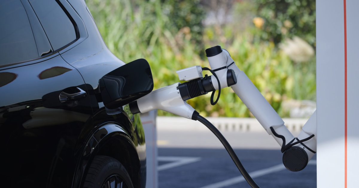 شحن Geely السريع بالذكاء الاصطناعي يعزز عمر بطاريات EV بنسبة 20%