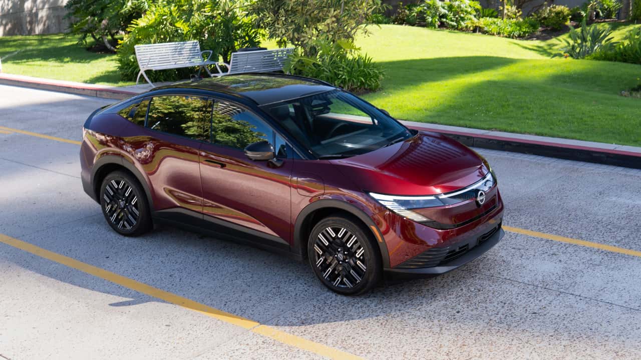سيارة Nissan Leaf: المركبة الكهربائية الخارقة لعام 2026 من InsideEVs