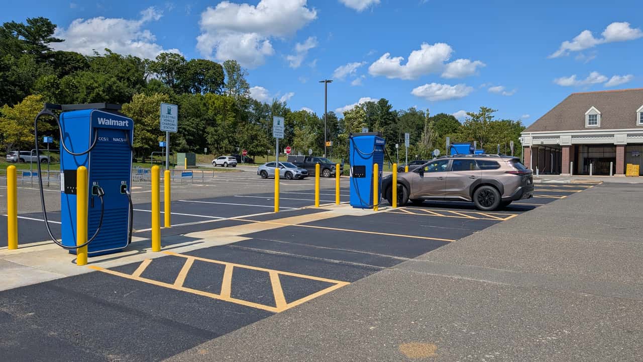 Зарядное устройство для электромобилей Walmart
