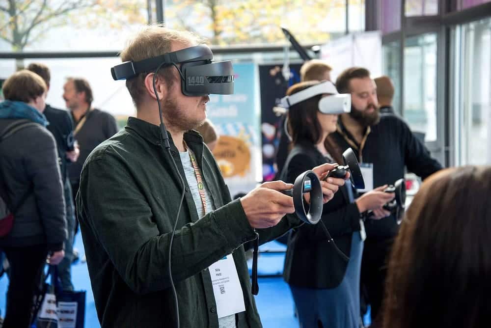 Hoe word je een virtual reality-ontwikkelaar?