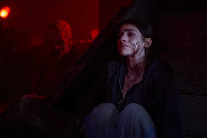 Hiding from a Wendigo in Until Dawn