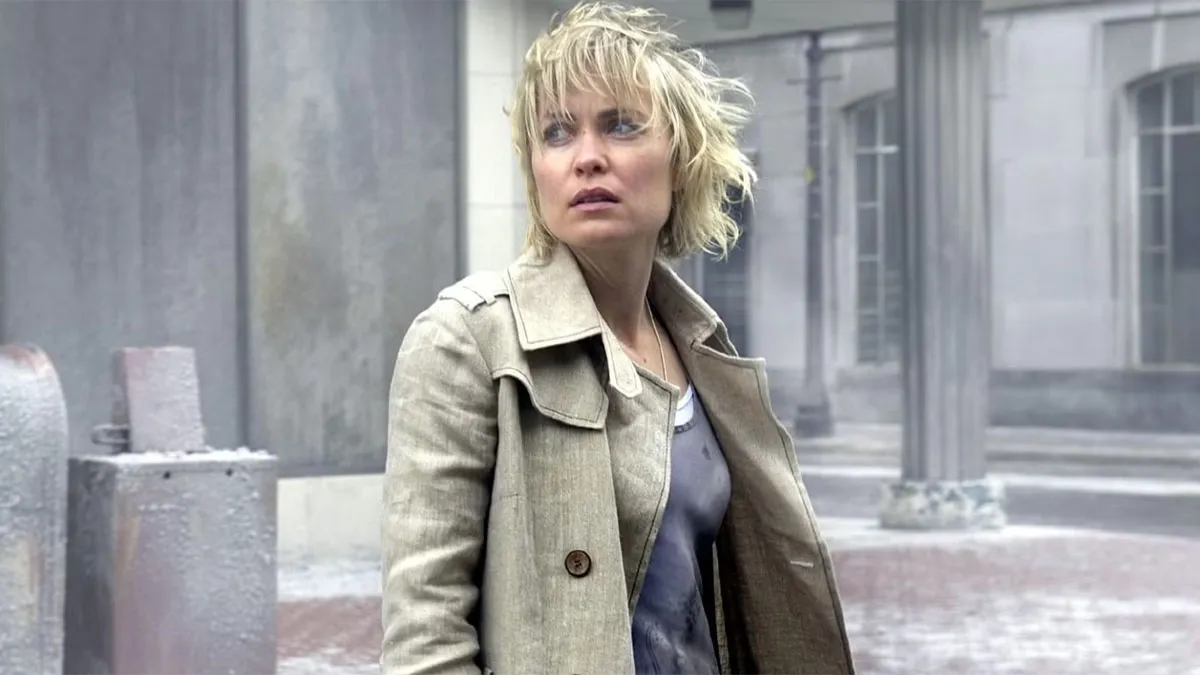 Radha Mitchell in Silent Hill.