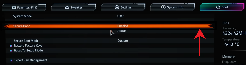 تمكين Secure Boot