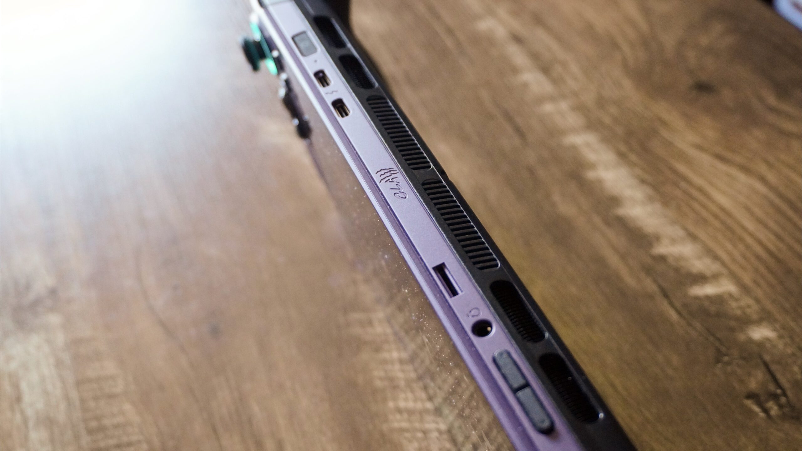 جهاز MSI Claw 8 EX AI+