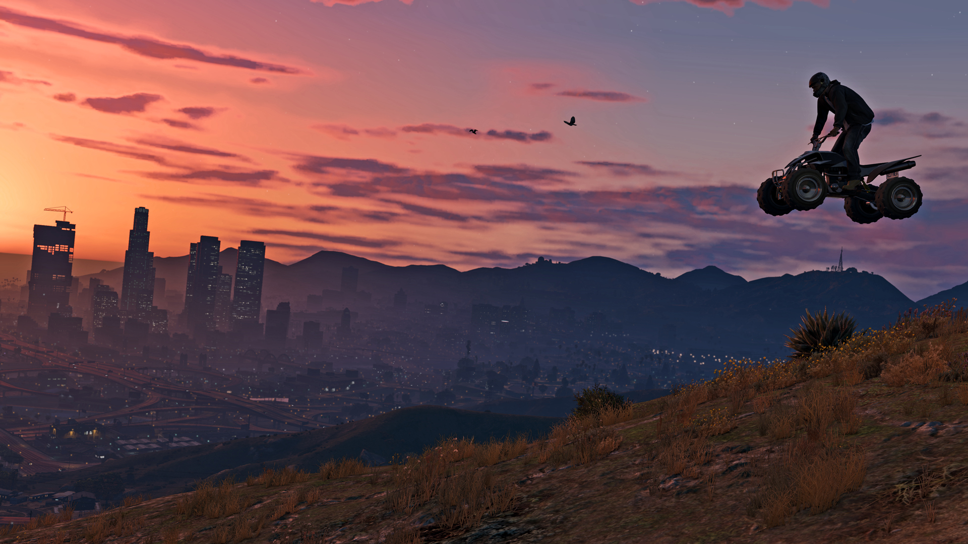 لاعب على دراجة نارية خلال لعبة GTA 5.