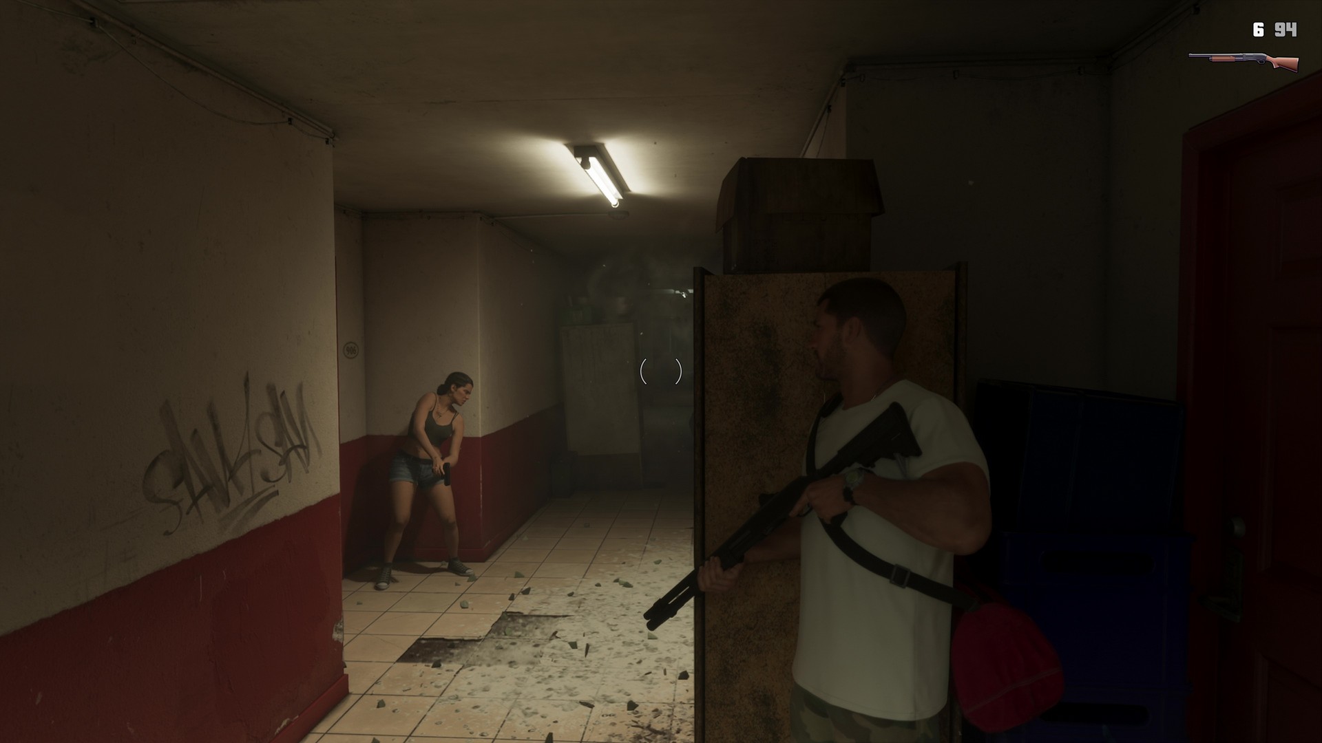 جيسون يحتمي بينما تتقدم لوسيا، من النظرة الموسعة للعبة GTA 6