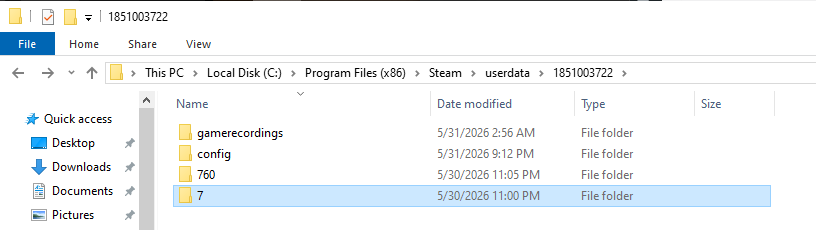 مستكشف ملفات Windows مفتوح على مجلد userdata الخاص بـ Steam مع مجلد appID للعبة يُستخدم لملفات Steam Cloud.