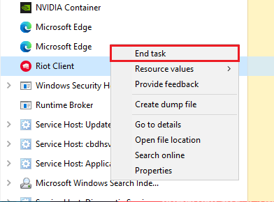 مدير مهام Windows ينهي العمليات المتعلقة بـ Riot Client و RiotClientServices و LeagueClient و Vanguard.