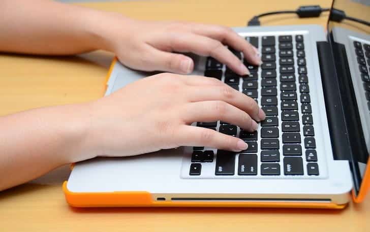 المتابعة مع الزوار الذين لم يشتروا من زيارتهم الأولى
