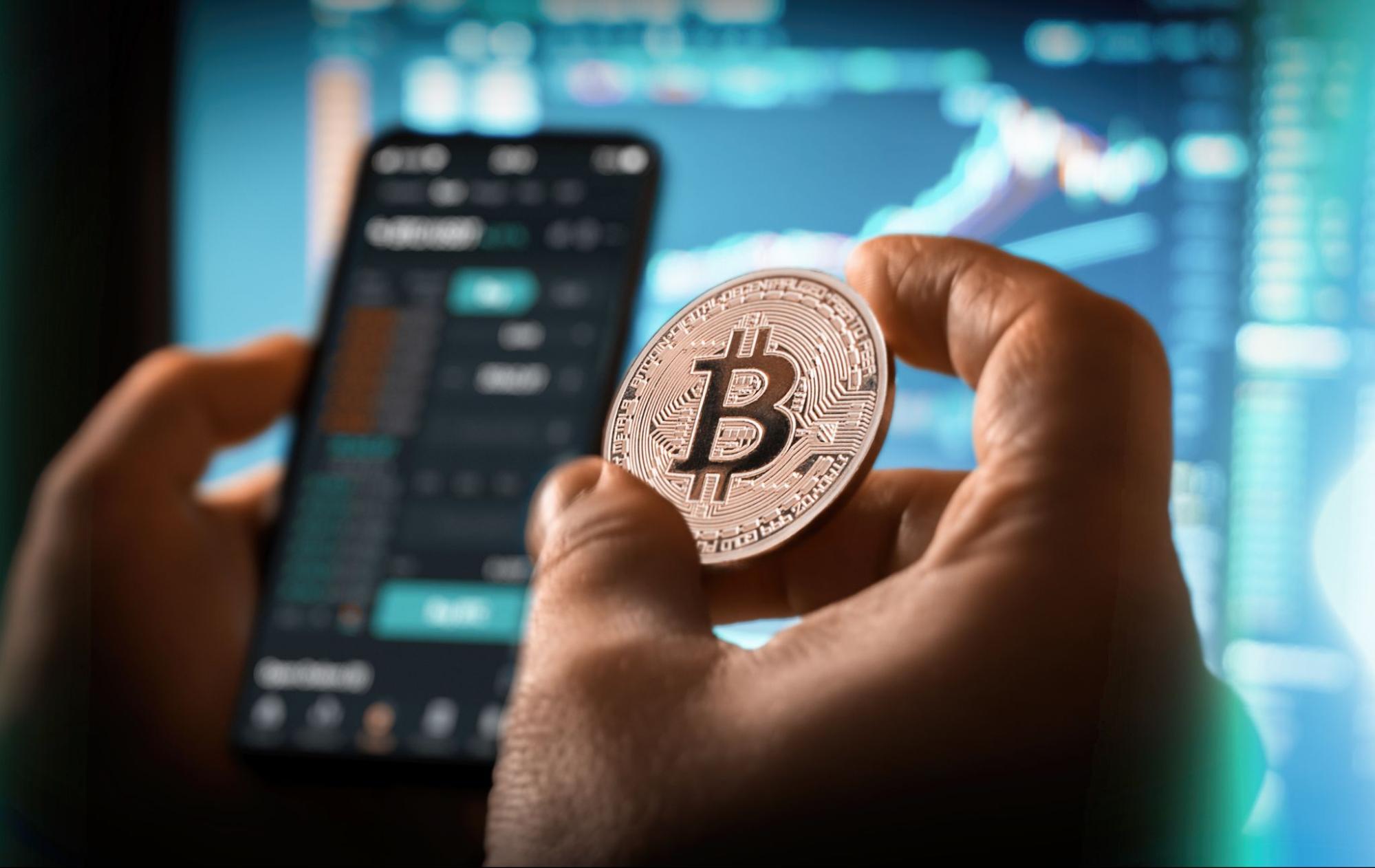 لماذا تساعد ملخصات السوق المرئية في تفسير سعر البيتكوين اليوم؟