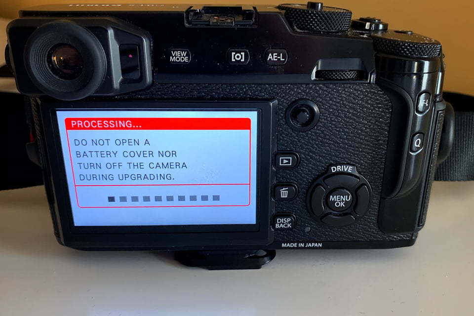 تحديث البرامج الثابتة لكاميرات Fujifilm - الخطوة 3: عملية التحديث