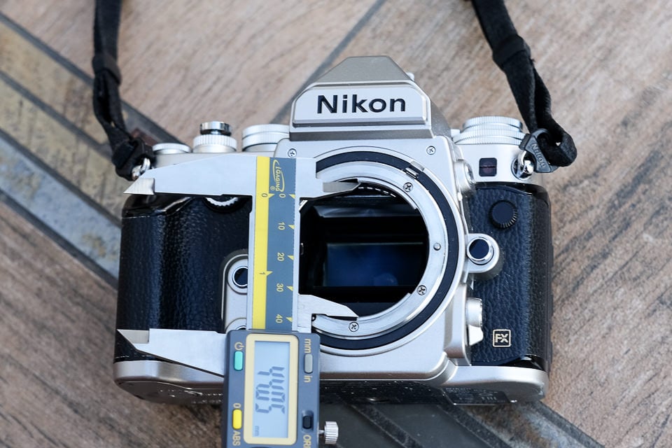 حجم حلق Nikon F