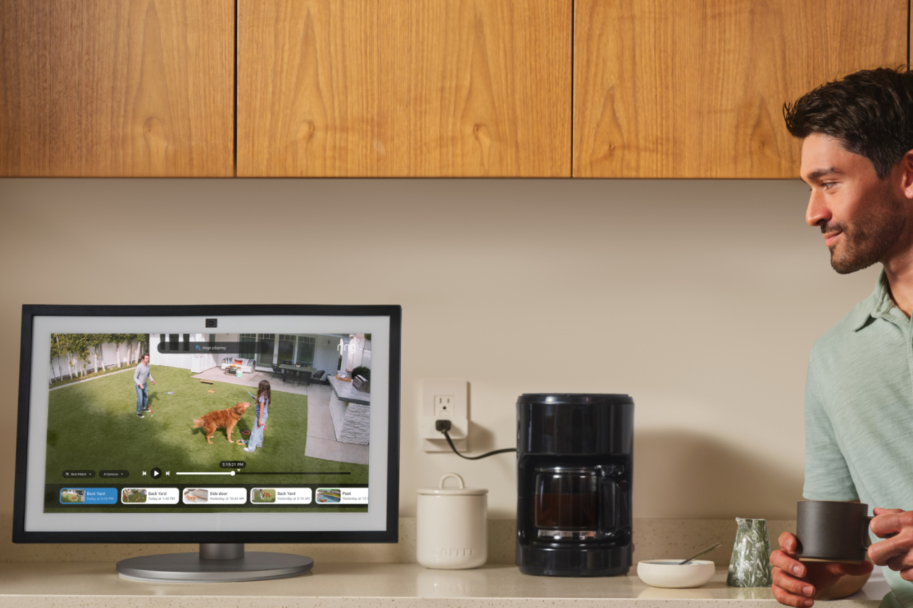 مشاهدة بث الفيديو عبر Alexa+