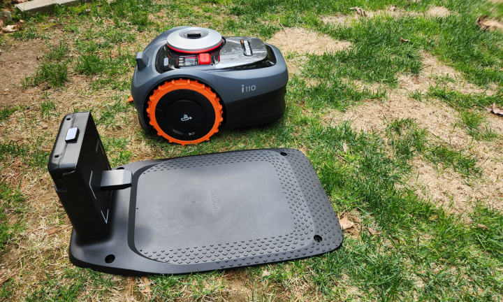 Segway Navimow i110 robot lawn mower and docking station.