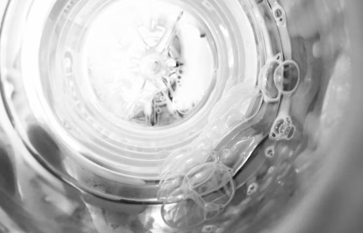 تسرب غسالة Whirlpool