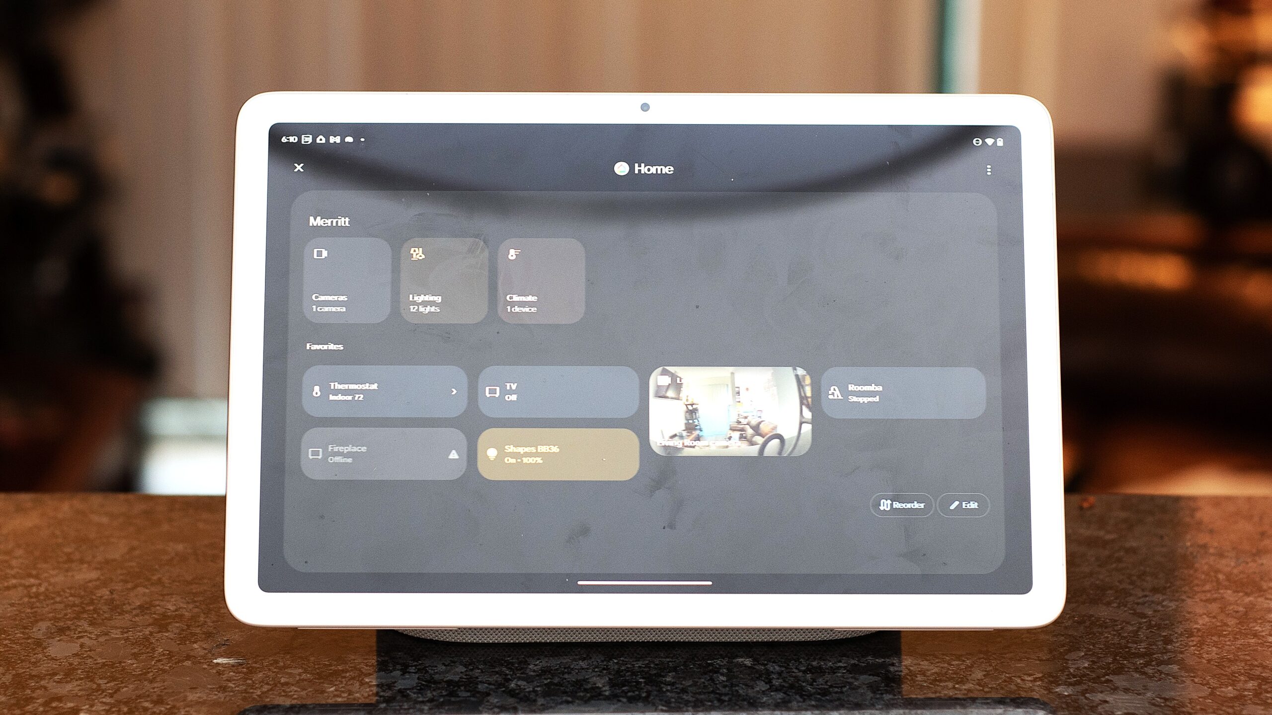 تطبيق Google Home على جهاز Google Pixel Tablet