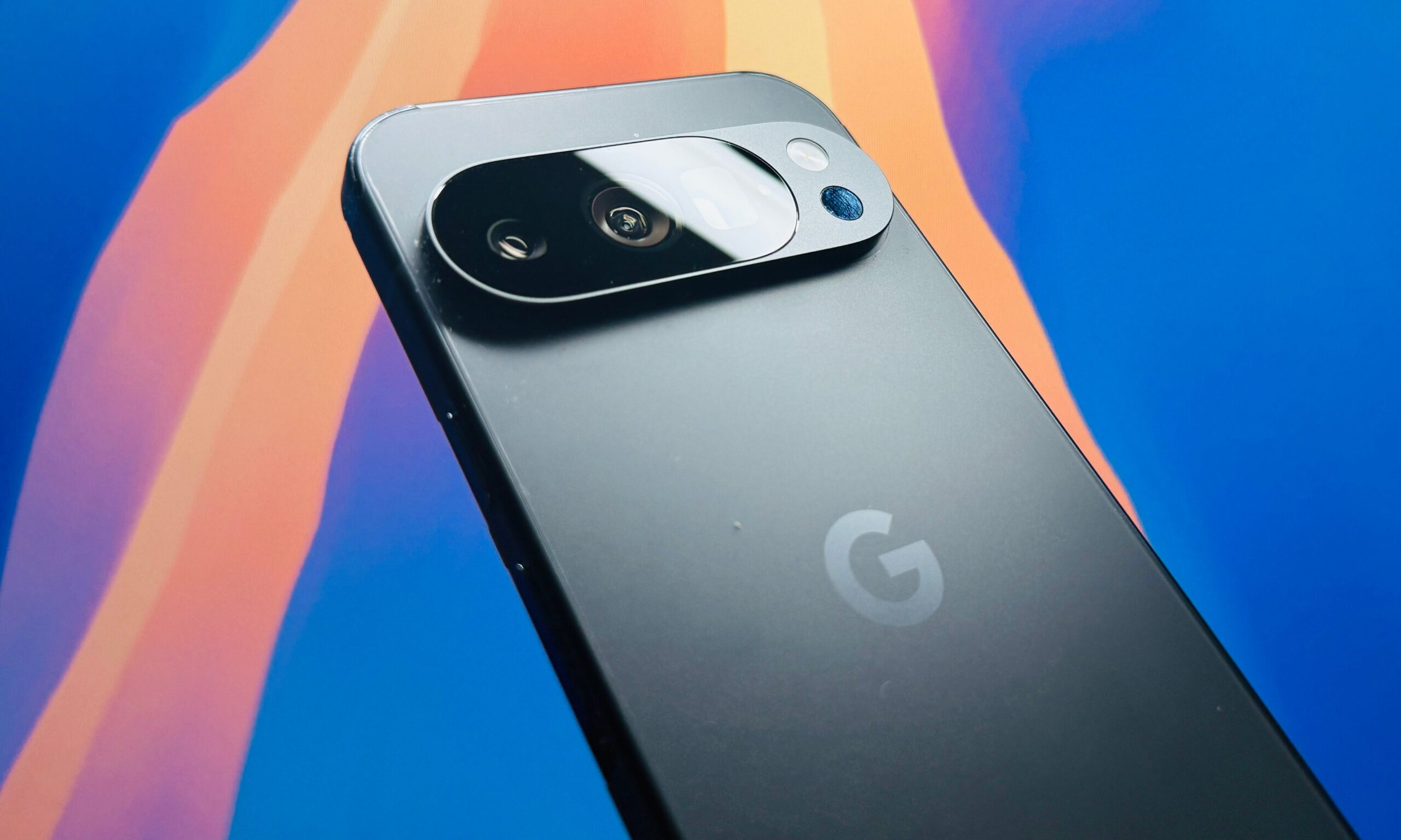 El panel trasero del Google Pixel 10 Pro.