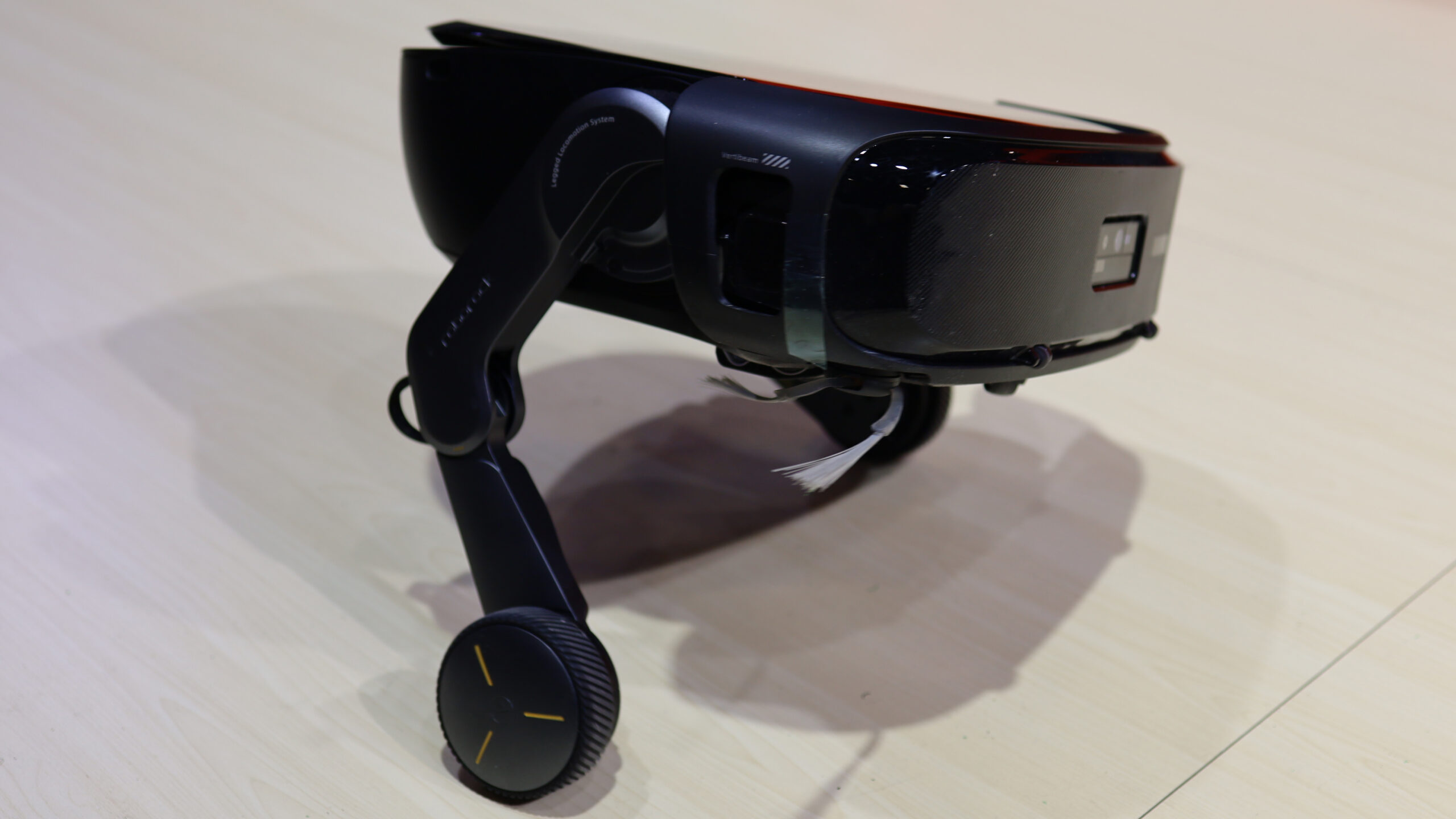 روبوت Roborock Rover قيد العرض