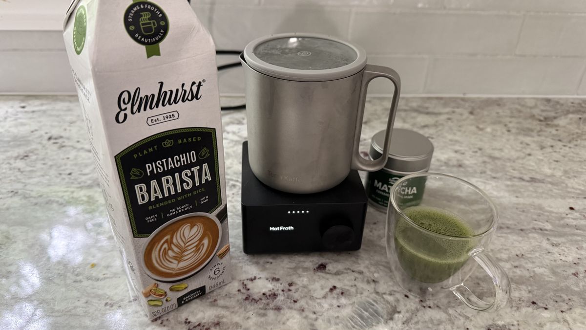 Terra Kaffe Aero مع حليب نباتي